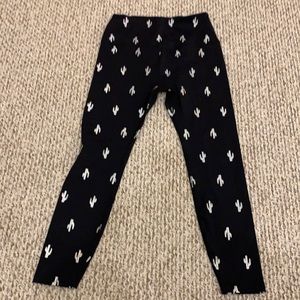 BEYOND YOGA cactus print leggings
